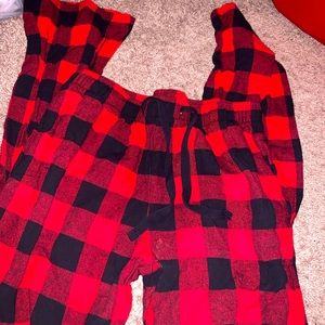 Plaid red and black pajama pants size large